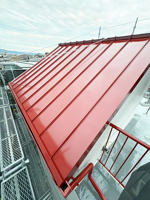板金屋根カバー工法 施工後写真
