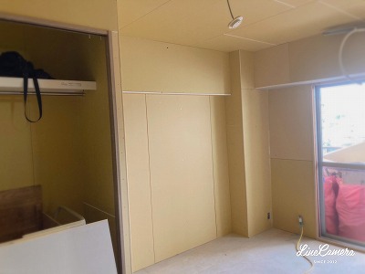 建具枠取り付け＆ボード張り