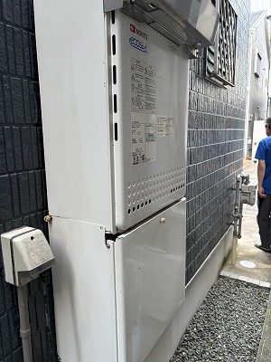 給湯器交換工事 施工Before写真